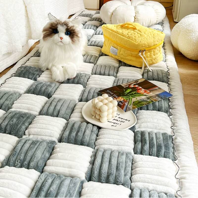 Cream-coloured Large Plaid Square Pet Mat Bed Couch Cover