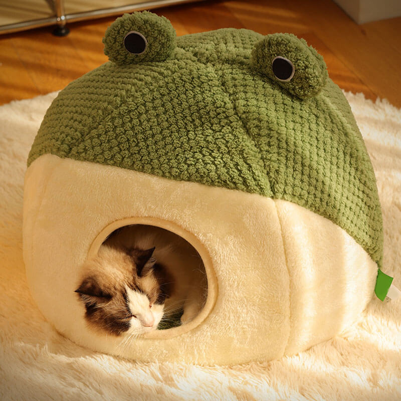 Adorable Frog Form Wrapped Pet Bed Cat Cave