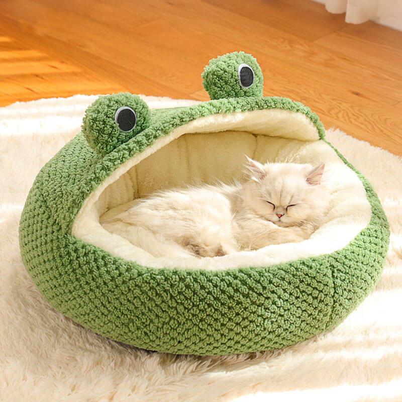 Adorable Frog Form Wrapped Pet Bed Cat Cave