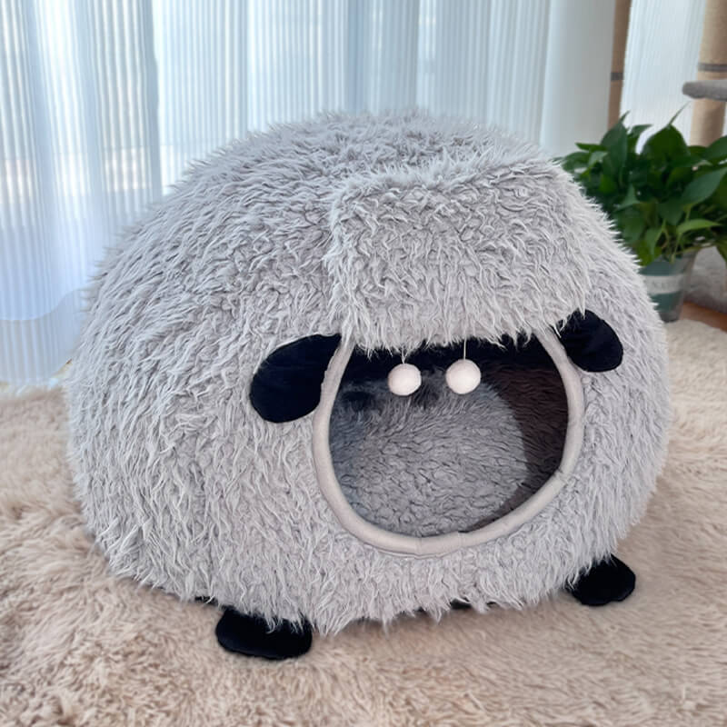 Fully Enclosed Warm Lamb-Shaped Cat Bed