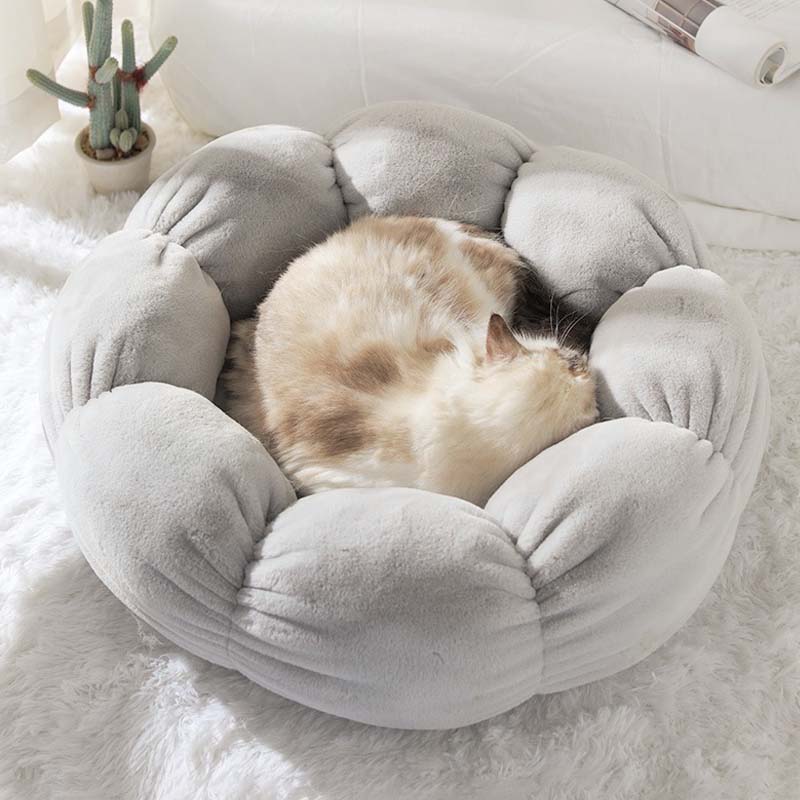 Deep Sleeping Flower Shape Cat Bed