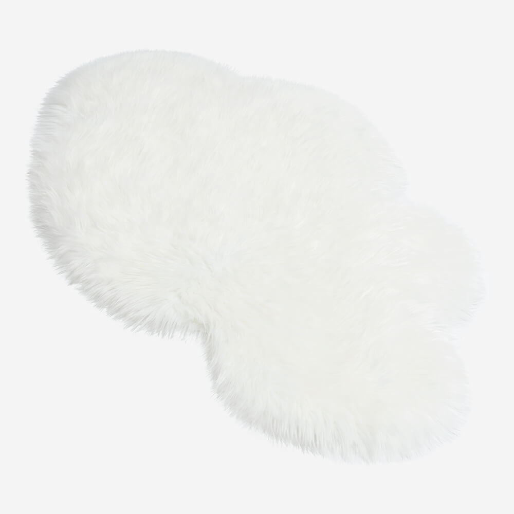 Fashion Cloud Shaped Long Plush Pet Mat