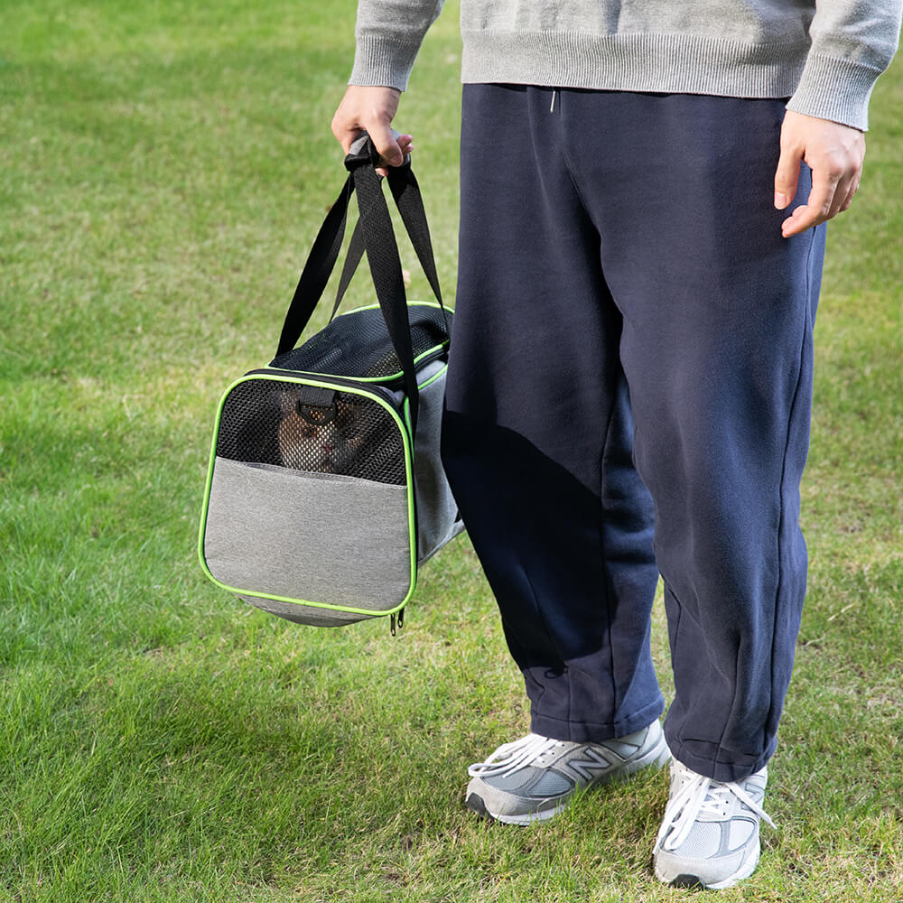 Portable Expandable Foldable Breathable Pet Carrier Bag